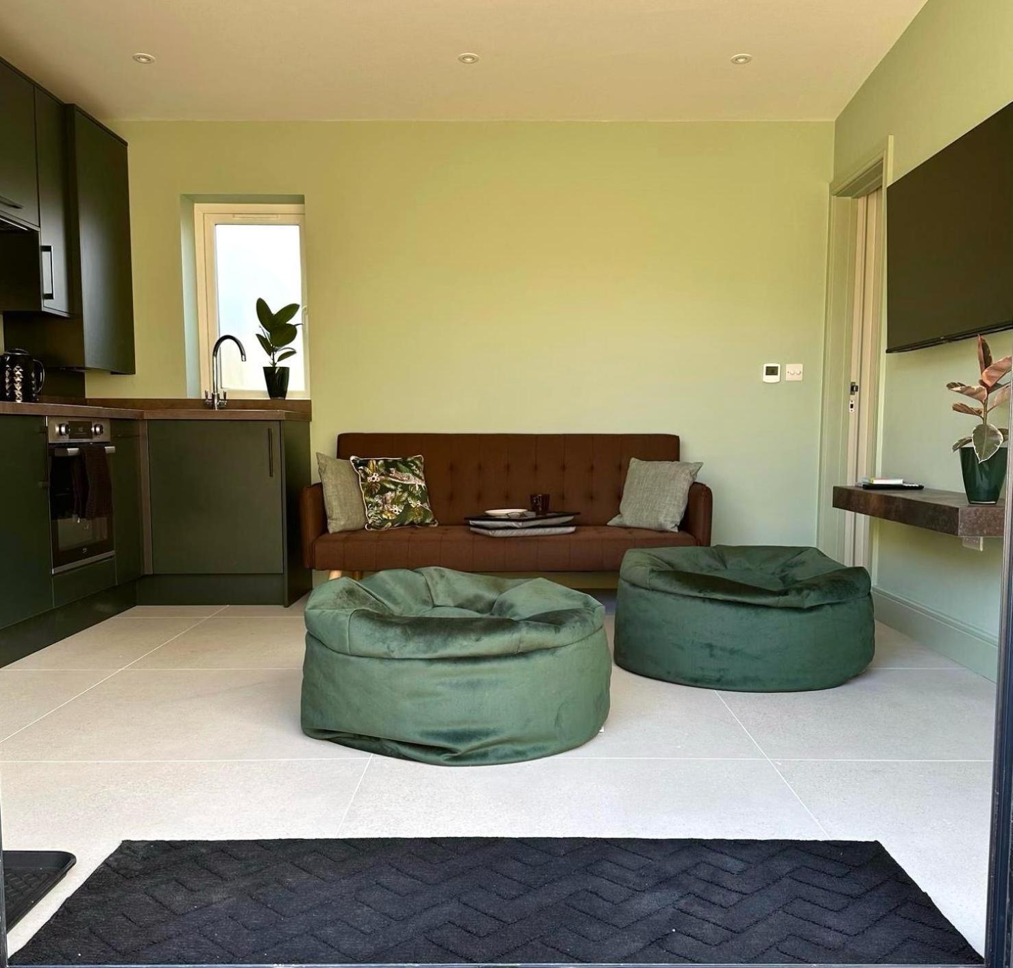White Oaks Sussex Villa Twineham Exteriör bild